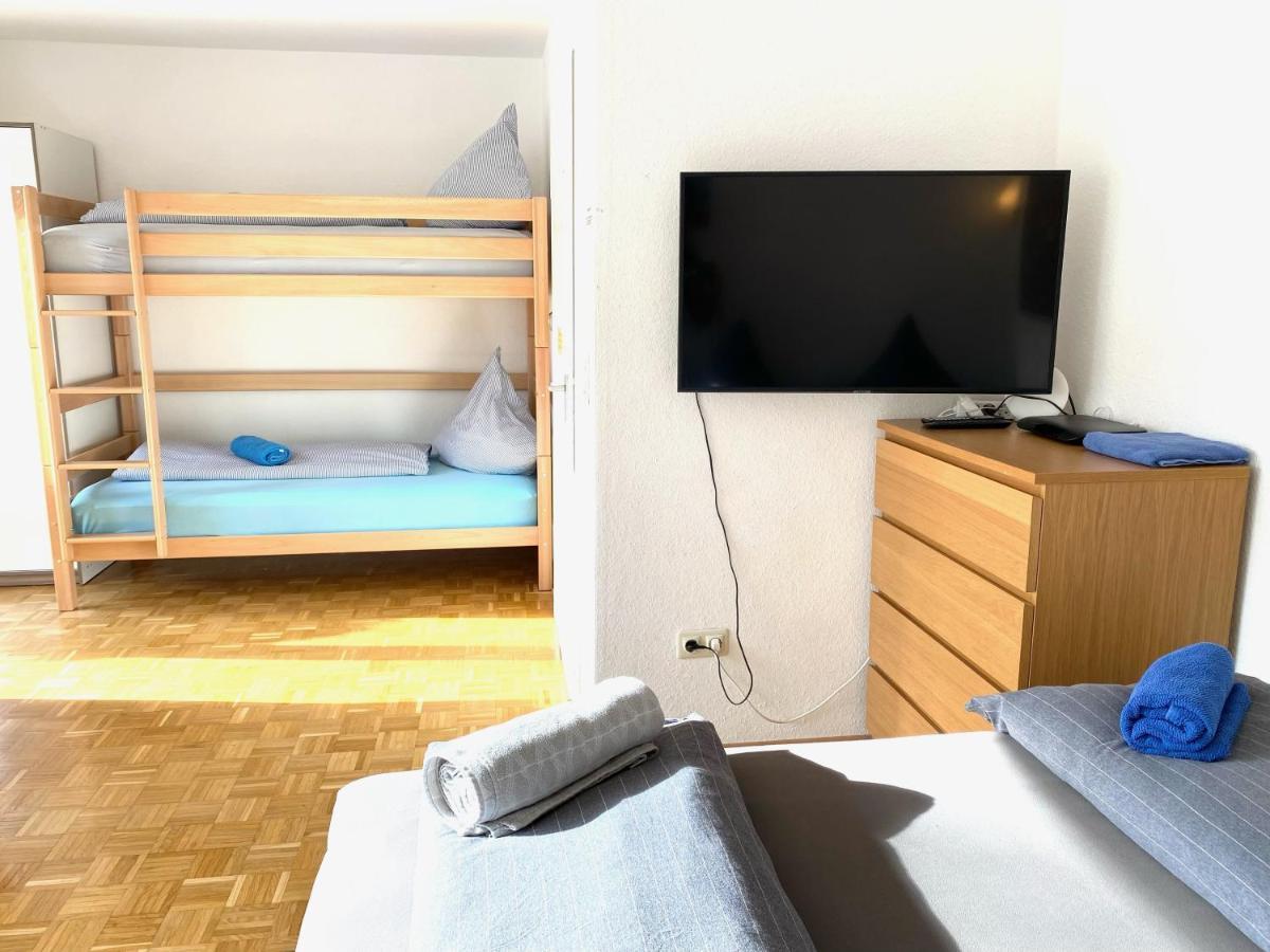 Gemuetliche Privatzimmer Mit Geteiltem Bad, Kueche Und Garten Münih Dış mekan fotoğraf