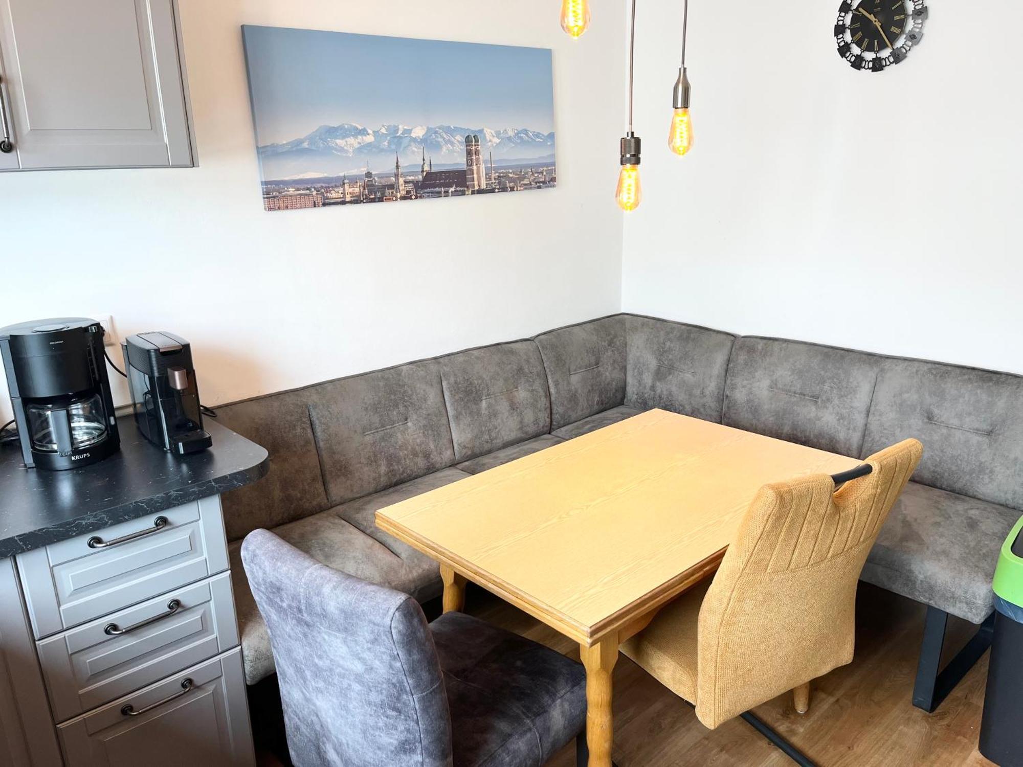 Gemuetliche Privatzimmer Mit Geteiltem Bad, Kueche Und Garten Münih Dış mekan fotoğraf